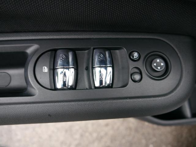 MINI One D Clubmann ClubmanClubmann 1.5D DKG*NAVI*PDC*LED*SHZ*KLIMA*ALARMANLAGE*17-ZOLL 
