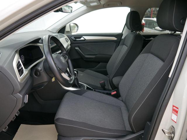 Volkswagen T-Roc move 1.0 TSI Move*NAVI*PDC*LED*KLIMA*SHZ*SMARTLINK*PARKENKASSISTENT*17-ZOLL 
