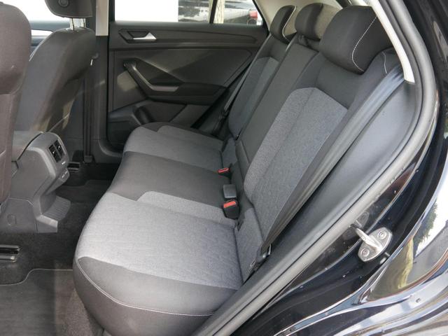 Volkswagen T-Roc move 1.0 TSI Move*NAVI*PDC*LED*KLIMA*SHZ*SMARTLINK*PARKENKASSISTENT*17-ZOLL 