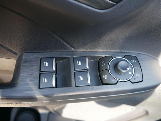 Ford Kuga Style Titanium 1,5 EcoBoost DSG*AHK*PDC*KAMERA*LED*SHZ*TEMPOMAT*KLIMA*17-ZOLL 