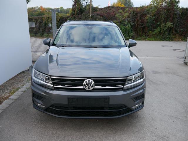 Volkswagen Tiguan Comfortline Tiguan1.5 TSI ACT COMFORTLINE* ACC *AHK* WINTERPAKET * LED NAVI PDC SHZG 17 ZOLL 