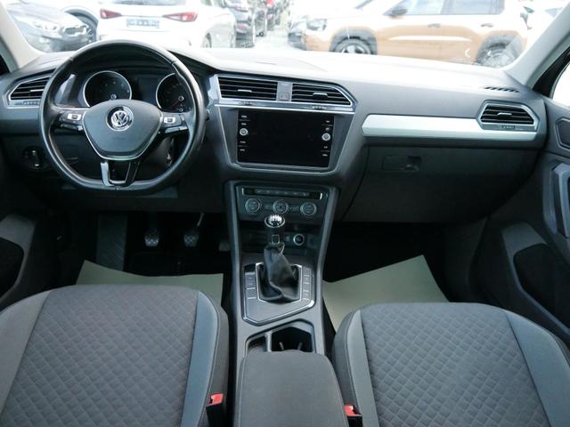 Volkswagen Tiguan Comfortline Tiguan1.5 TSI ACT COMFORTLINE* ACC *AHK* WINTERPAKET * LED NAVI PDC SHZG 17 ZOLL 