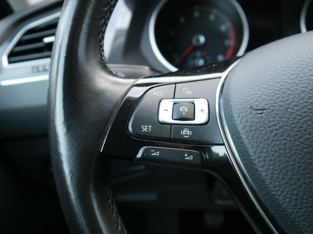 Volkswagen Tiguan Comfortline Tiguan1.5 TSI ACT COMFORTLINE* ACC *AHK* WINTERPAKET * LED NAVI PDC SHZG 17 ZOLL 