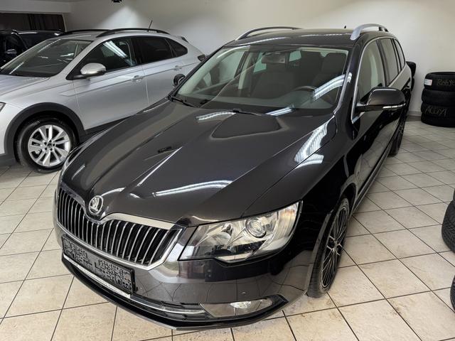Skoda Superb Combi 2.0 TDI (140PS) SCHIEBEDACH/ALU/NAVI 