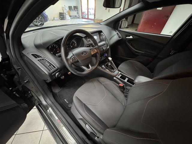Ford Focus 1.5 (150PS) ST LINE KLIMAAUTO/AHK/SH 