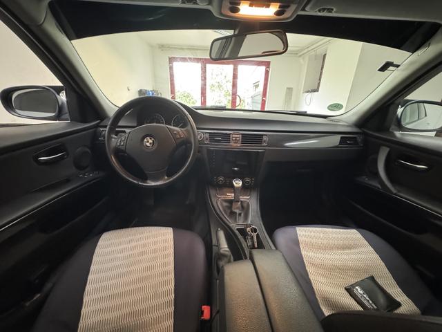 BMW 3er 318i (143PS) ALU/SH/KLIMAAUTO 