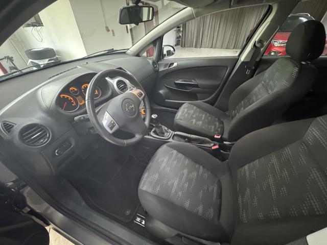 Opel Corsa 1.2 (86PS) KLIMA/SITZHEIZUNG/8-FACH BEREIFUNG 