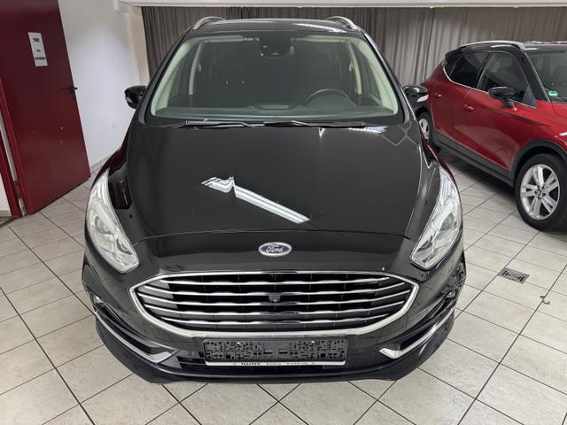 Ford Galaxy 1.5 (165PS) Titanium 7-SITZE/19"ALU/NAVI/SH/8-FACH BEREIFUNG 