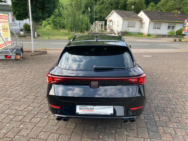 Cupra / Leon Sportstourer / / / / Leon Sportstourer VZ 2,0TSI DSG 4Drive