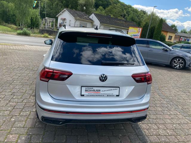 Volkswagen / Tiguan / / / / Tiguan R-Line