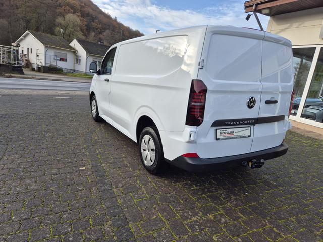 Volkswagen Transporter Kasten T7 2.0 TDI Automatik KR L1H1 - AHK, LED, Trennwand, Standheizung, Side Assist 