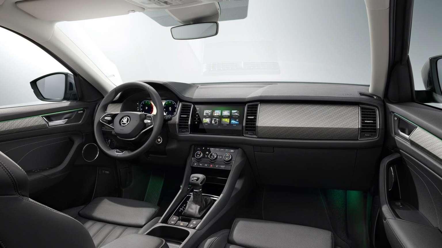 Skoda Octavia Limousine Ambition 7x Airbag, eCall, FRONT+LANE ASSIST, LED,  Berganfahrassistent, Einparkhilfe, SmartLink, CLIMATRONIC, Bluetooth,  Tempomat m. Speedlimiter, 16 ALU, uvm. Reimport EU-Neuwagen günstig kaufen