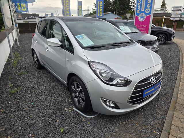 Hyundai ix20 - 1.6 AT Navi Panoramadach Klimaautom Shzg PDC Kamera Alu