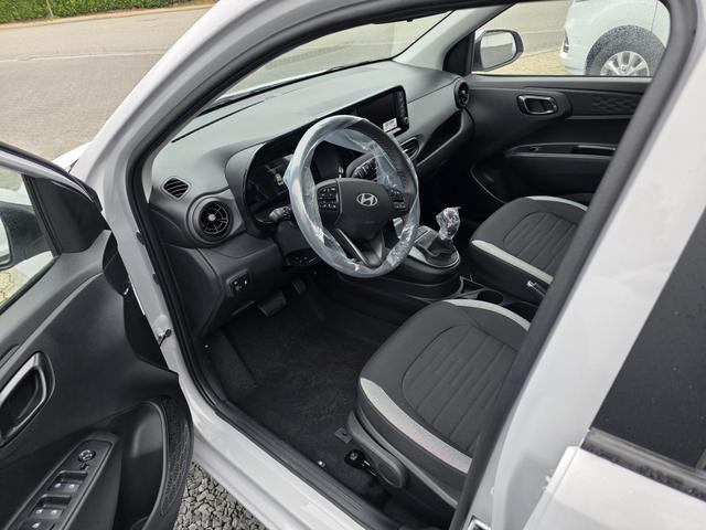 Hyundai i10 1.0 Automatik Navi Klima Kamera Tempomat 