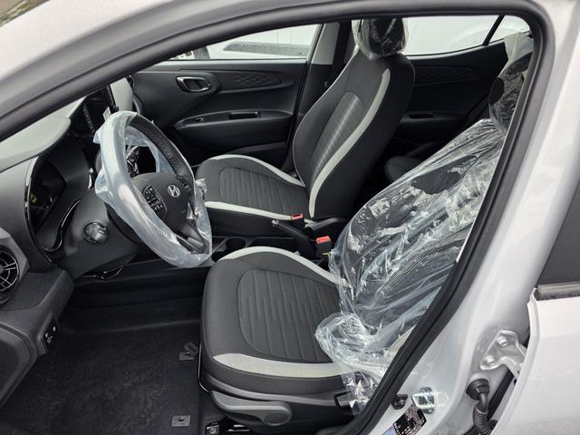 Hyundai i10 1.0 Automatik Navi Klima Kamera Tempomat 