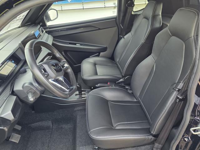 Beispielbilder, ggf. teilweise mit Sonderausstattung