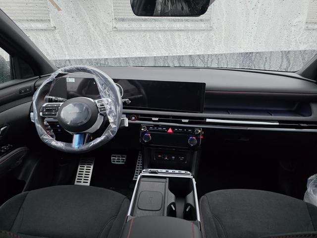 Beispielbilder, ggf. teilweise mit Sonderausstattung