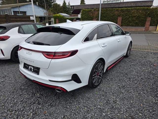 Kia Ceed GT Navi LED Frontscheibenheiz Shzg PDC Cam 18" 