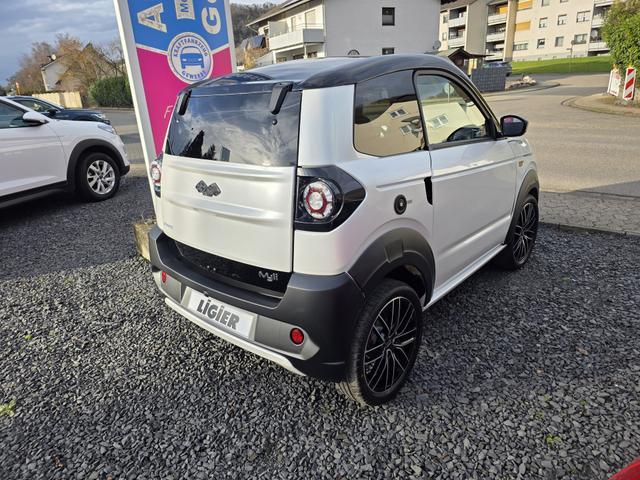 Ligier Myli -sofort- R.EBEL REVO D+ Klima Servo Sitzheizung, Apple Carplay, R&uuml;ckfahrkamera 