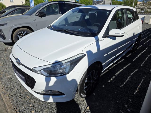 Hyundai i20 Klima Shzg Alu BT Tempomat 