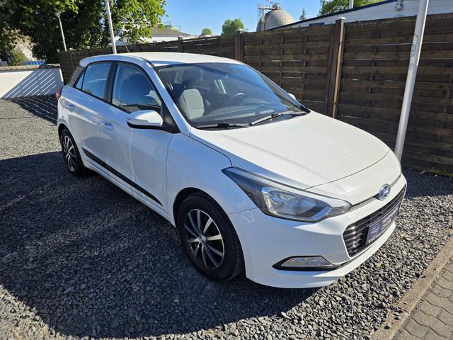Hyundai i20 - Klima Shzg Alu BT Tempomat
