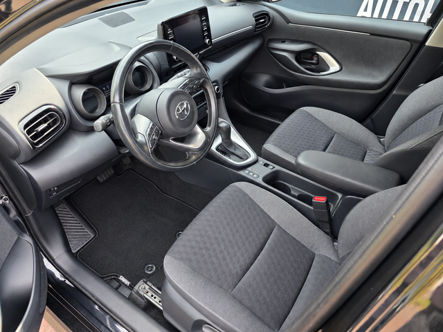 Toyota Yaris 1.5 Dual-VVT-iE Team D Automatik | Kamera Sitzheizung LED Smart-Key 