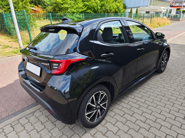 Toyota Yaris 1.5 Dual-VVT-iE Team D Automatik | Kamera Sitzheizung LED Smart-Key 