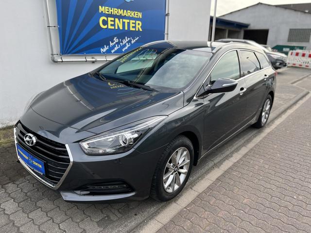 Hyundai i40 - blue Trend Kombi AHK, Navi, PDC R-Kam, vo+hi+SHZ+Lenkradheizung