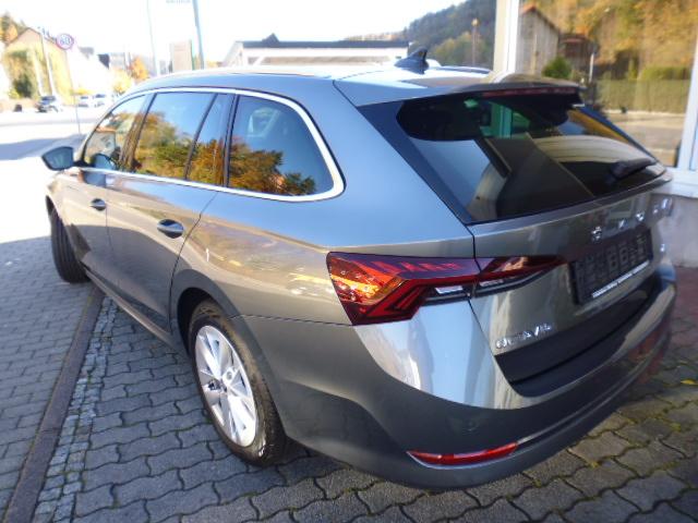 Skoda Octavia Combi Style 4x4 mit AHZV 
