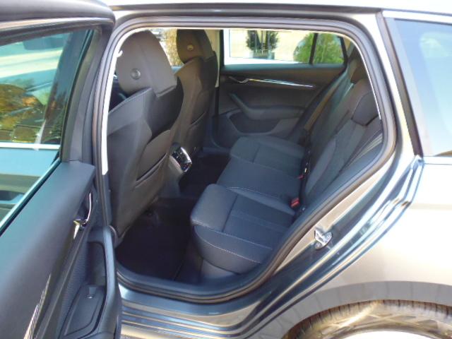 Skoda Octavia Combi Style 4x4 mit AHZV 