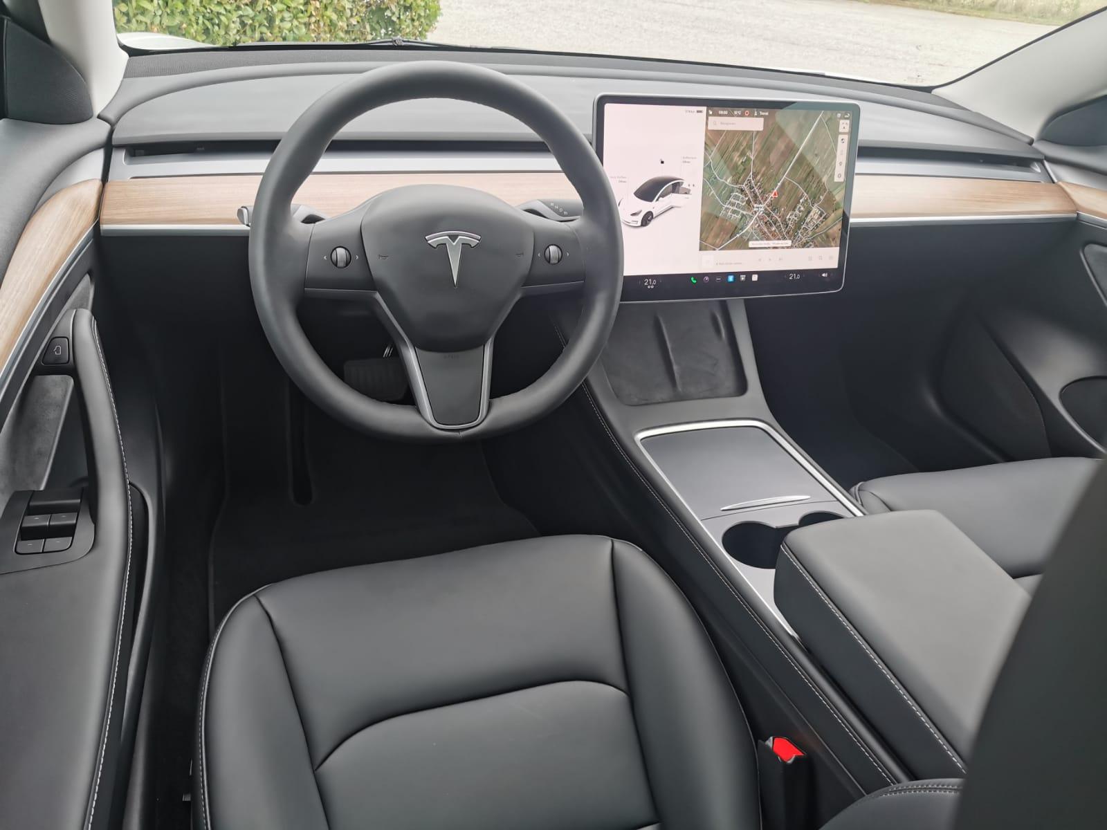 Mittelarmlehne für Tesla Model X günstig bestellen