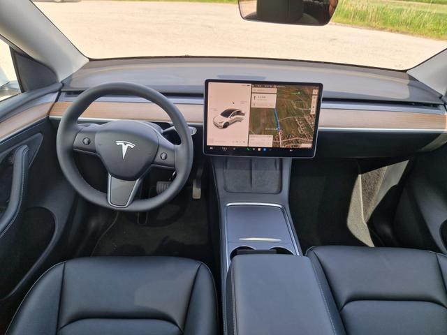 Tesla Model Y LR 