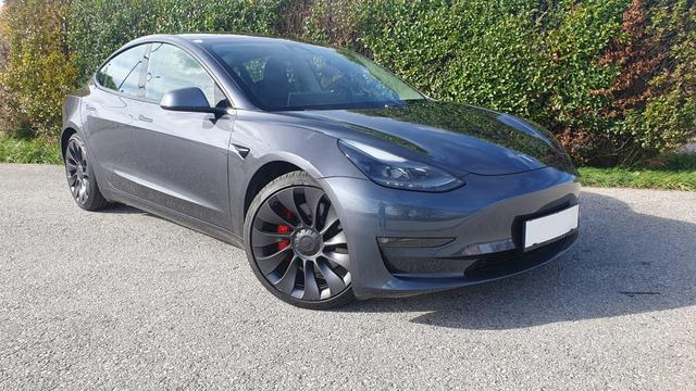 Tesla Model 3 - Performance AWD **MwSt**