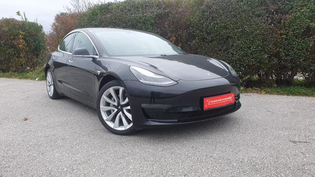 Tesla Model 3 - Long Range AWD *MwSt* *19 Zoll*