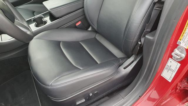 Tesla Model 3 Long Range AWD *MwSt* *19 Zoll* 