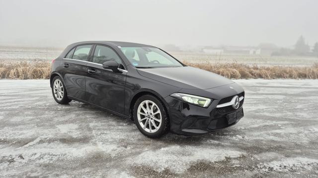 Mercedes-Benz A-Klasse - 180 d Limousine Aut.