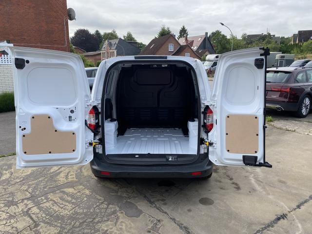 Ford Transit Courier 1.5 TDCi Trend / Navi PDC V+H Klimaautom./ Carplay Sitzheiz./ ALU15 