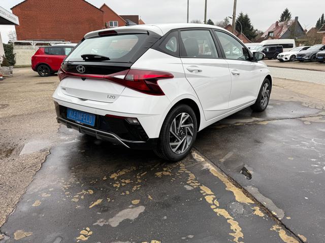 Hyundai i20 Trend 1.0 T-GDI 100 "Trend" Totwinkel Nav DigiC SHZ Rcam PDC 16"LM GRA 