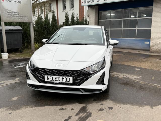 Hyundai i20 Trend 1.0 T-GDI 100 "Trend" Totwinkel Nav DigiC SHZ Rcam PDC 16"LM GRA 