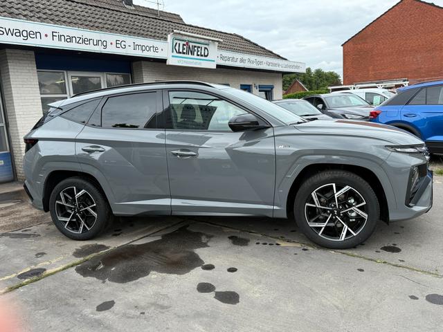 Hyundai TUCSON - MY25 "N-Line" 1.6 T-GDI 2WD 7DCT 160 PS / Navi Keyless LED Sitz & Lenkr.Heiz PDC V&H.Kamera