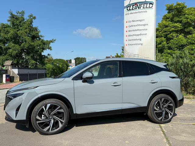 Nissan Qashqai - MHEV 158 CVT Tekna Bose Pano HUD SHZ 19Z