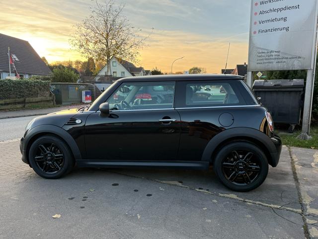 MINI One 1.6 Klima-el.GSHD-Sitzhzg.-RD/CD/AUX-16"LM Felgen-ZV/FFB 