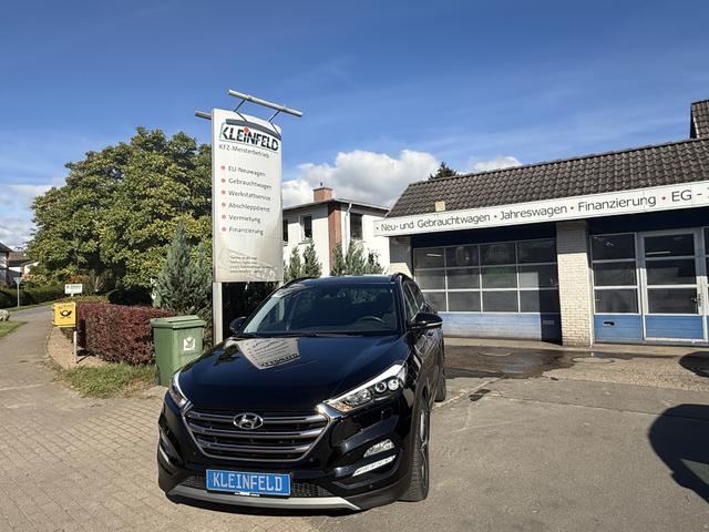 Hyundai TUCSON 2.0 CRDi 4WD 6-Gang Keyless-Navi-Pano-AHK-PDC-Rcam-GRA-MFA-19"LM-4Season 