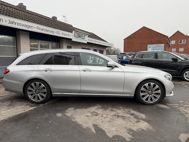 Mercedes-Benz E-Klasse E 200 T d "Avantgarde" Autom.-AHK-LED-Business-/Navigations-/Spiegel Paket-19"LM-4Season 