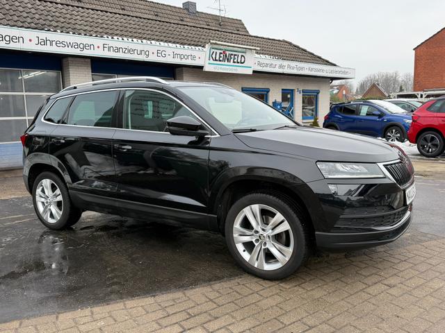 Skoda Karoq - 1.6 TDI "Style" DSG-LED-Leder-Navi-AHK-Keyless-PDC-GRA-ACC-Sitz-/Lenkradhzg.-18"LM