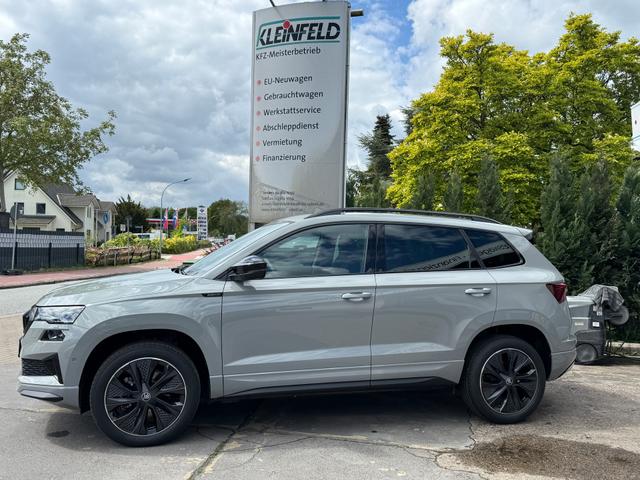 Skoda Karoq 1.5 TSI DSG "Sportline" LED-Pano-AHK-KESSY-Navi-ViCo-Smart Link-PDC-Rcam-360&deg;-Sitz-/Lenkradhzg.-GRA-ACC-18"LM 