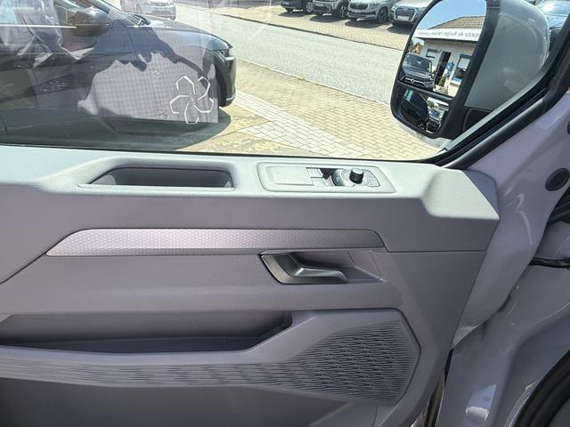 Volkswagen Caravelle 2.0 TDI "Style" KR 8 Sitze-DiCo-IQ.Light-Navi-Keyless-Klima-PDC v/h-Rcam-17" LM 