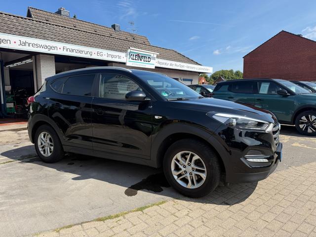 Hyundai TUCSON 1.6 GDI 2WD Navi-Sitzhzg.-PDC-Rcam-GRA-MFA-Klima-16"LM-4Season-ZV/FFB 