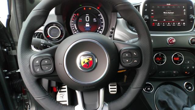 Abarth 595 Turismo Multifunktionslenkrad Lenkrad verstellbar Leder Sportlenkrad