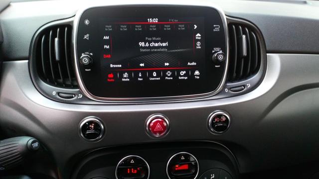 Abarth 595 Turismo UConnect 7 Nav UConnect 7 touch Bluetooth DAB+ Apple CarPlay Android Auto 